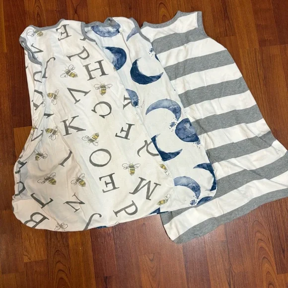 Burt's Bees Baby Sleep Sacks - Gray Stripe, Navy Moon & Bee Print 0-6 months - Picture 3 of 3